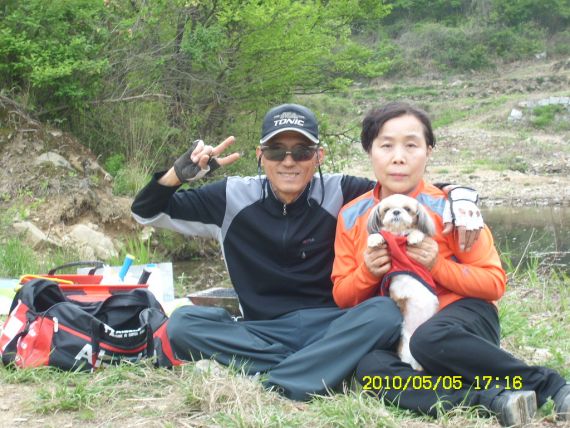 똥폼 잡아 봤슴니다.......