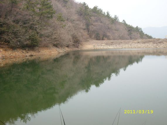 제방 오른쪽