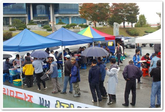 대회가 끝나고 즐거운 점심시간입니다